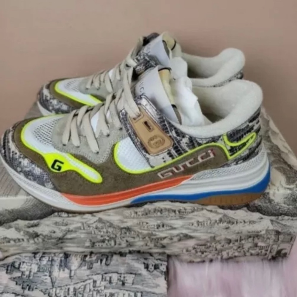 GUCCI LADIES CURRENT ULTRAPACE SNEAKERS 34.5 IT/EU